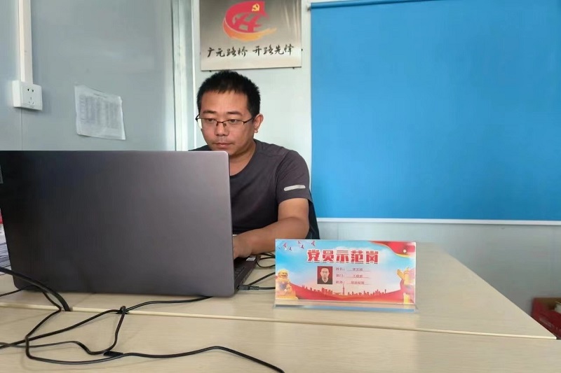 黨員示范崗┃亮身份樹(shù)標(biāo)桿，爭(zhēng)當(dāng)開(kāi)路先鋒